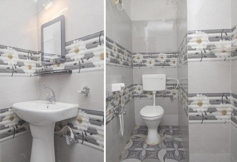 اتاق کلاسیک سه تخته, Collection O Four Fox Suits