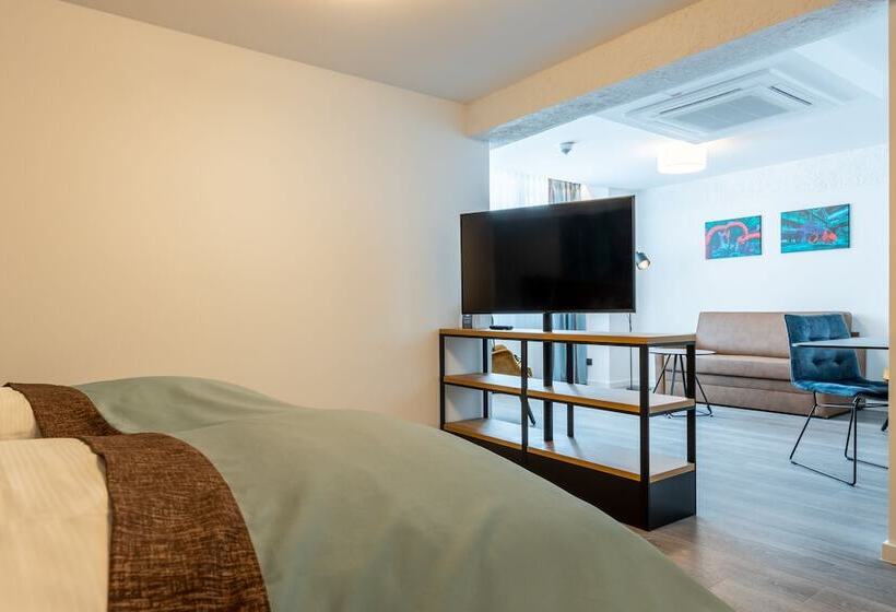Полулюкс, Trip Inn Hotel & Suites Essen
