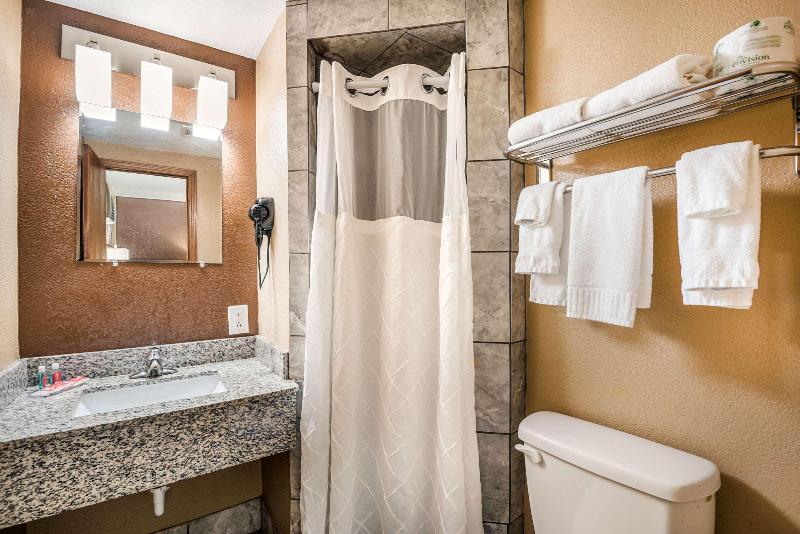 Стандартный Номер Кровать Кинг, Econo Lodge