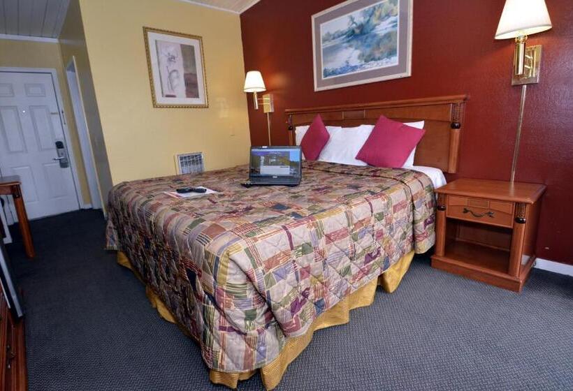 غرفة قياسية سرير كينج, Gateway Inn
