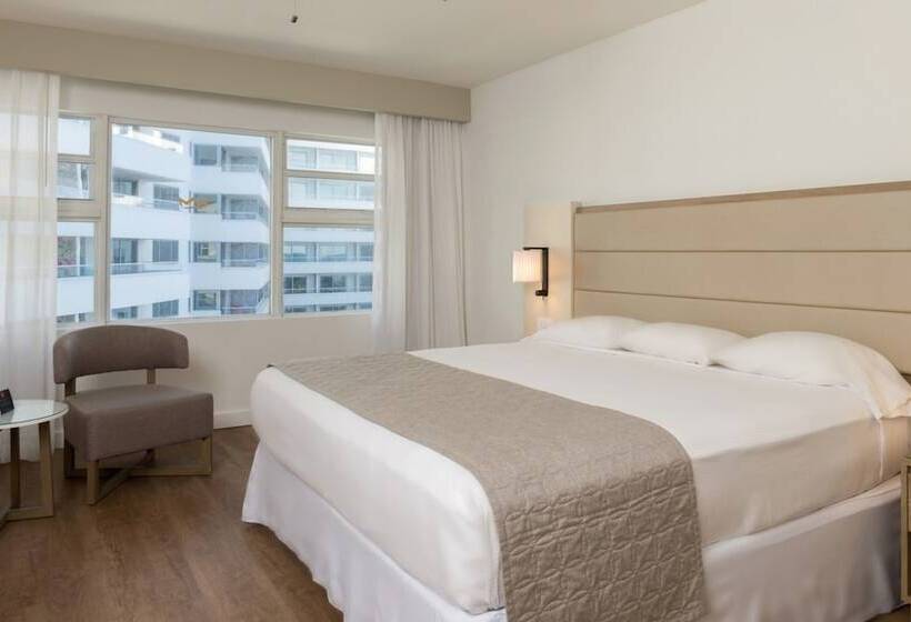 Номер Deluxe Вид на Город, Hotel Riu Plaza Miami Beach