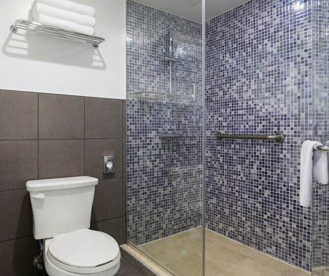 Номер Deluxe Вид на Море, Hotel Riu Plaza Miami Beach