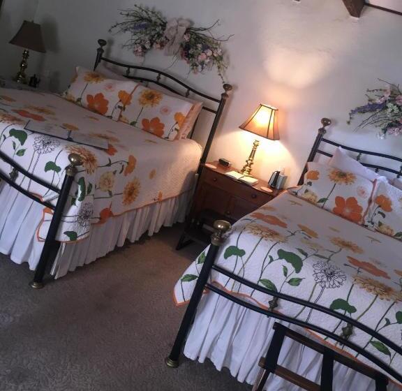 ガーデンビュースタンダード4ベッドルーム, The Richard Johnston Inn & 1890 Caroline House