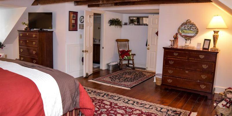 キングサイズベッドのスタンダードルーム, The Richard Johnston Inn & 1890 Caroline House