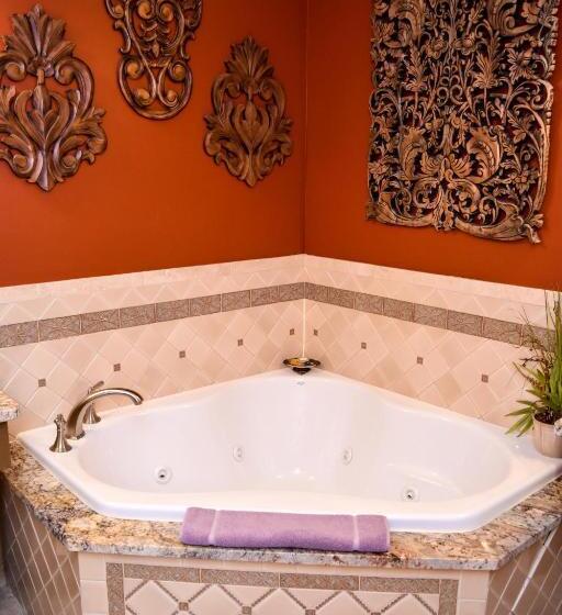 キングサイズベッドのスイートルーム, The Richard Johnston Inn & 1890 Caroline House