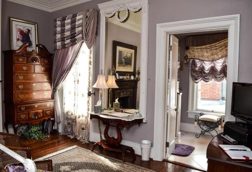 キングサイズベッドのスイートルーム, The Richard Johnston Inn & 1890 Caroline House