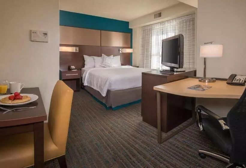 استودیوی استاندارد, Residence Inn Arlington Rosslyn