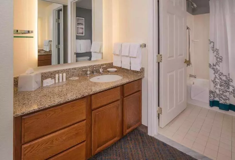 سوییت, Residence Inn Arlington Rosslyn