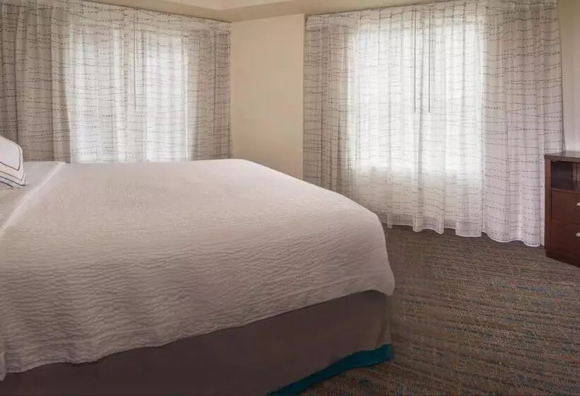 سوییت, Residence Inn Arlington Rosslyn