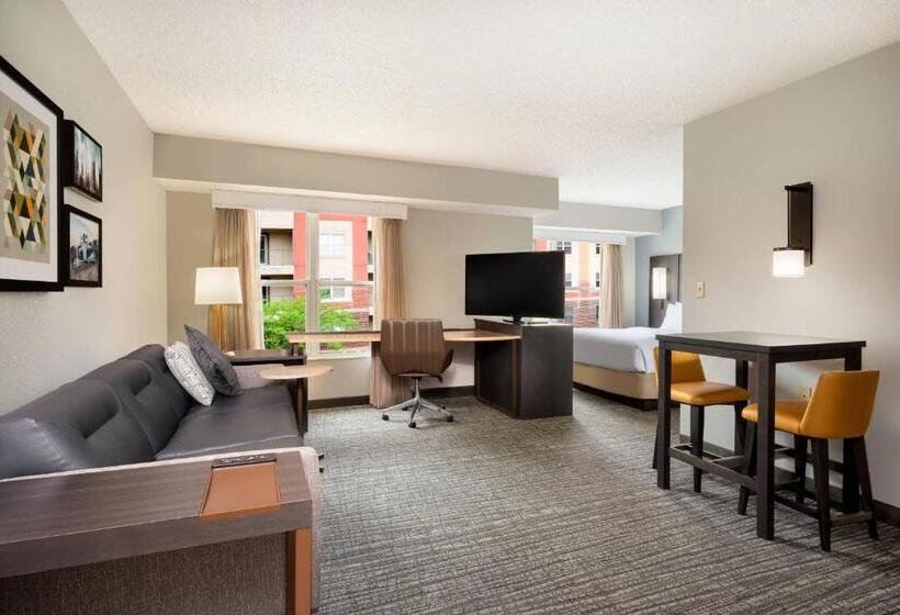 Standard studio with river view, Residence Inn Indianapolis Downtown On The Canal