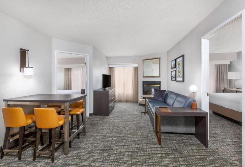 2 Bedroom Suite, Residence Inn Indianapolis Downtown On The Canal