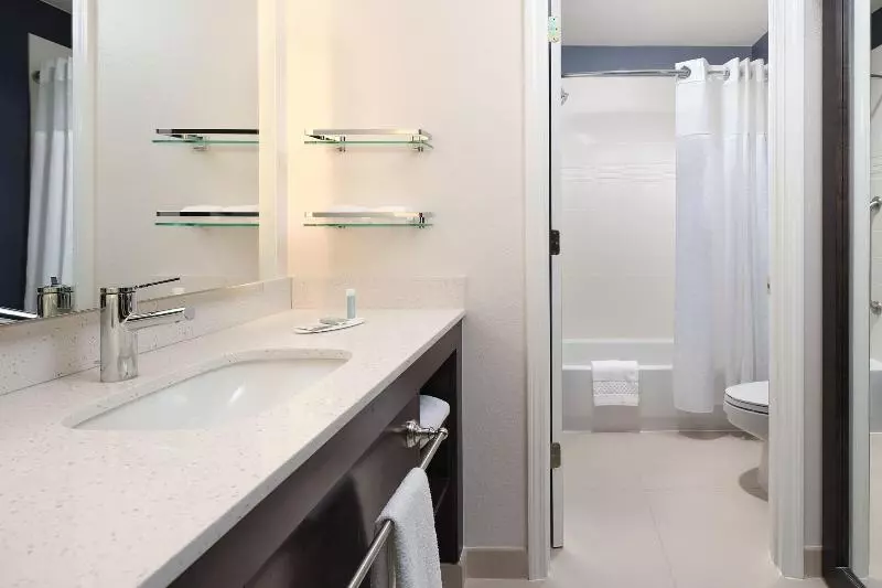 キングサイドベッドのスタンダードワンルーム, Residence Inn Pinehurst Southern Pines