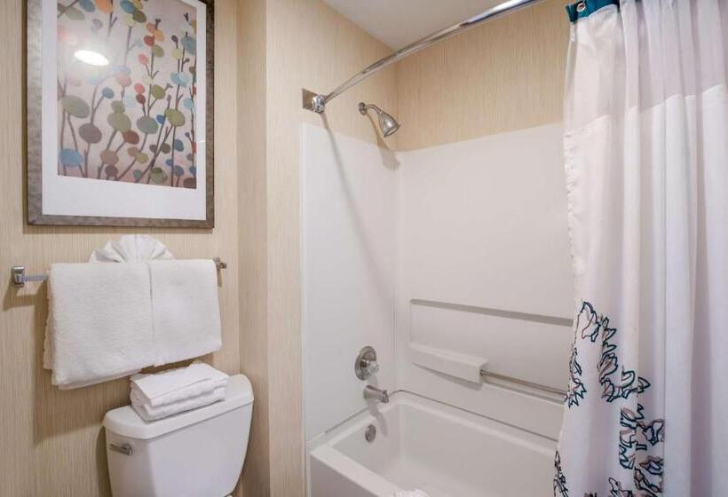 Standaard Studio met Kingsize Bed, Sens Suites Livermore; Surestay Collection By Best Western