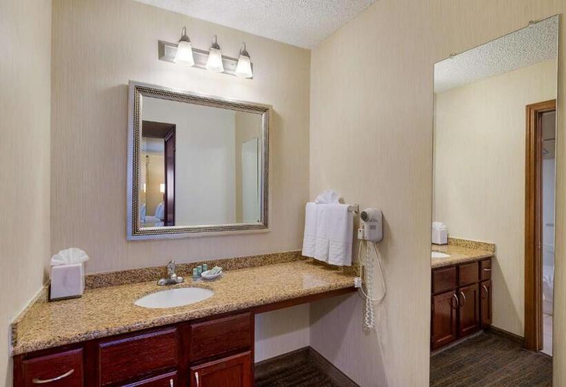스탠다드 스튜디오, Sens Suites Livermore; Surestay Collection By Best Western