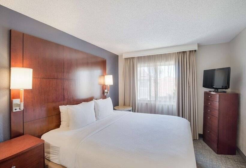 Люкс 2 Спальни, Sonesta Es Suites Huntington Beach Fountain Valley