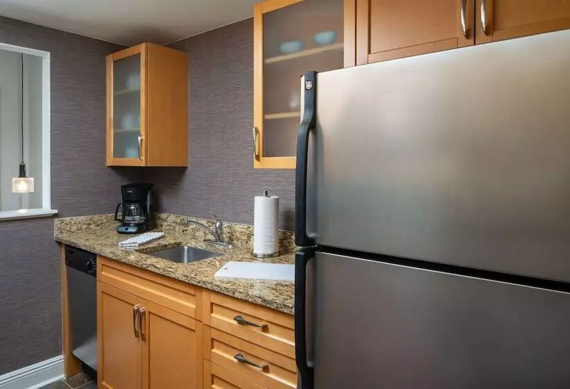 سوییت, Sonesta Es Suites New Orleans Convention Center