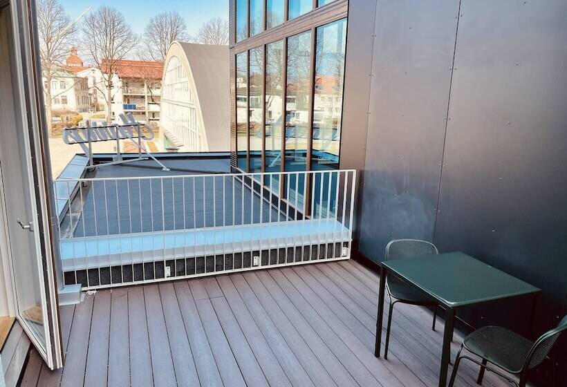 Deluxe Szoba Terasszal, Fritiden Hotell & Kongress