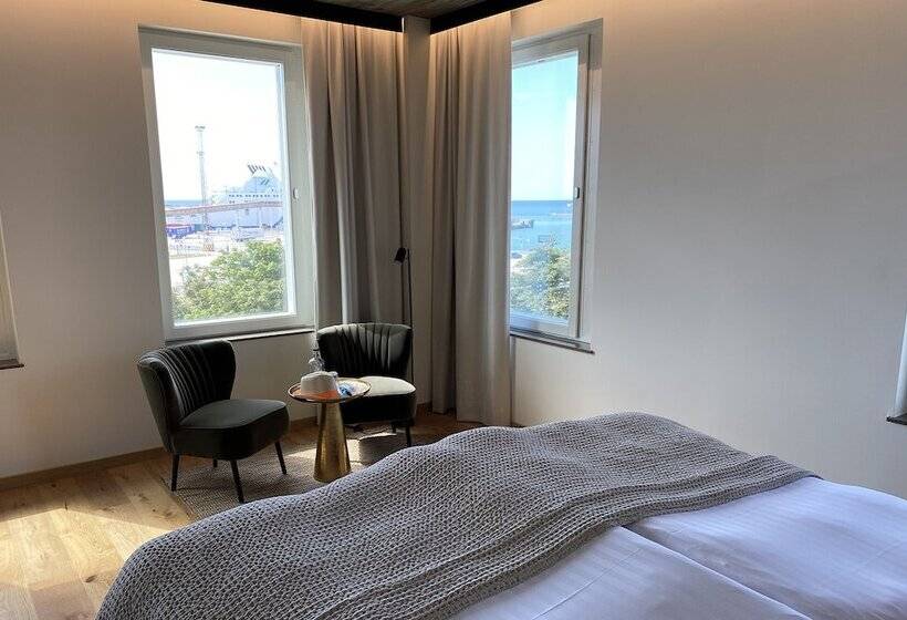Deluxe Szoba Terasszal, Fritiden Hotell & Kongress