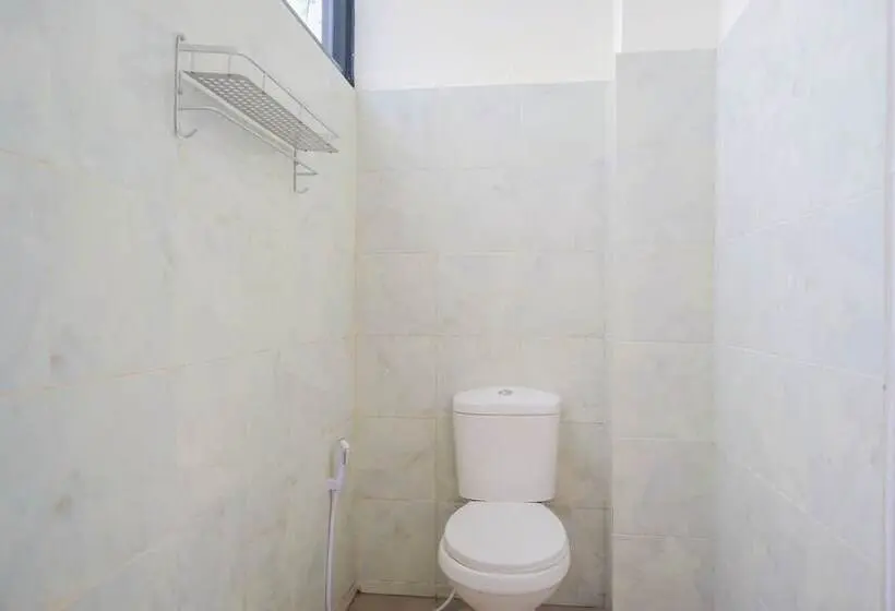 スタンダードルーム, Oyo 2308 Seven Season Residence
