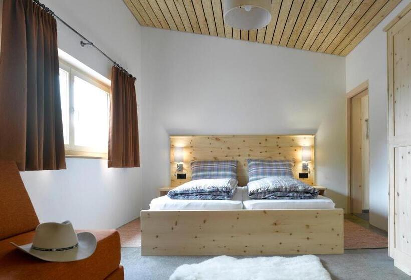 غرفة قياسية, Reitstall Und Saloon San Jon