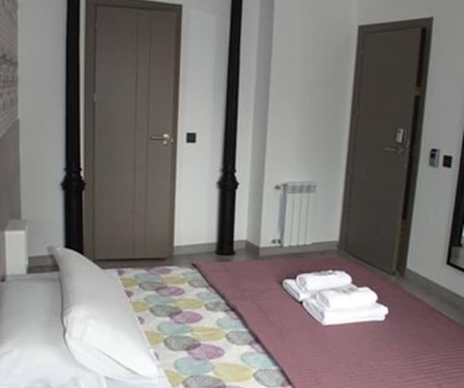 اتاق عادی, Fuencarral Rooms