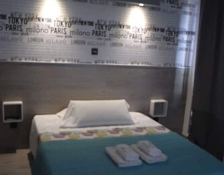 اتاق عادی, Fuencarral Rooms