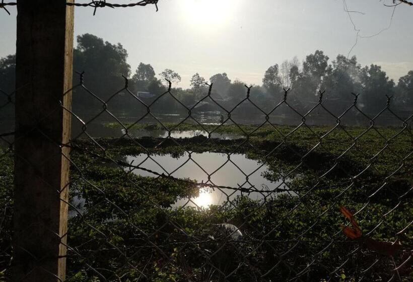 Люкс с Террасой, La Maison Des Bambous Lmdbsr