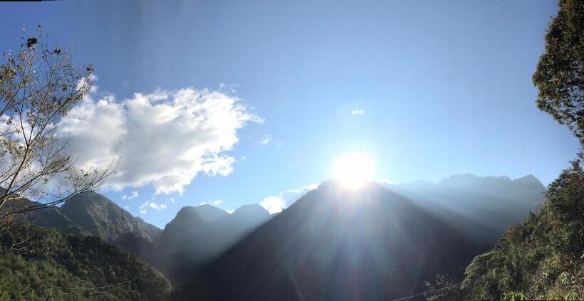 اتاق استاندارد, Alishan Minyue