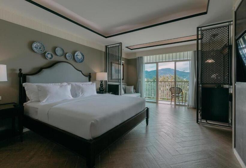 غرفة ديلوكس مطلة على حمام السباحة, Marina Gallery Resort Kacha Kalim Bay   Sha Plus