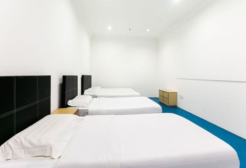 Quarto Familiar, Spot On 89726 Capsule Inn