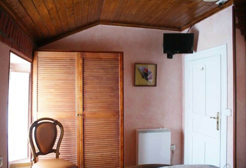 غرفة قياسية, Posada El Mirador