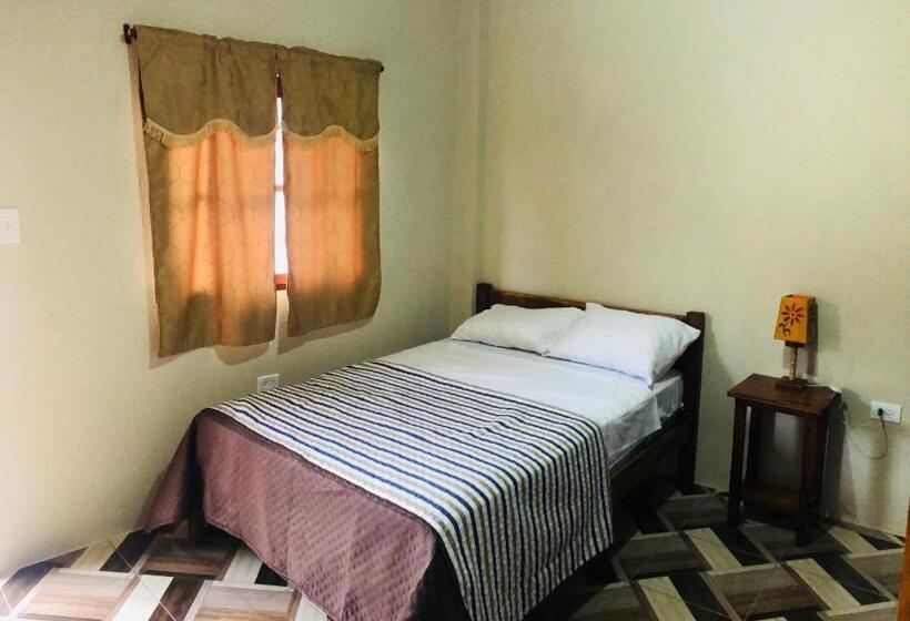 غرفة قياسية, Hostal Laurita Beach