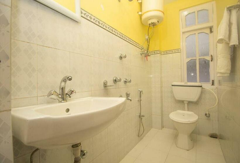 豪华三人间, Oyo 67708 Brikcha Mukhia Home Stay