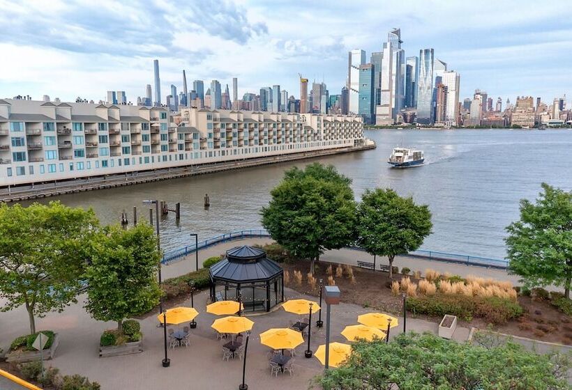 جناح مطل على المدينة, Sheraton Lincoln Harbor