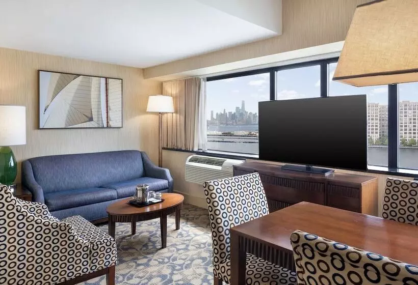 エクゼクティブスイート, Sheraton Lincoln Harbor