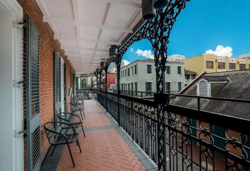 اتاق استاندارد با تخت بزرگ, The Royal Sonesta New Orleans