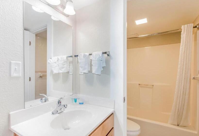 带大床的标准工作室, Beachside Resort Panama City Beach