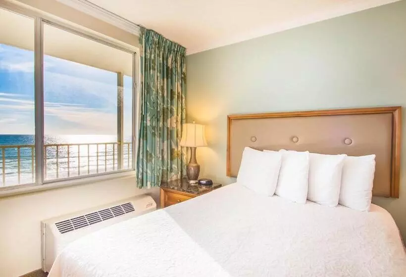 اتاق استاندارد با چشم‌انداز استخر, Beachside Resort Panama City Beach