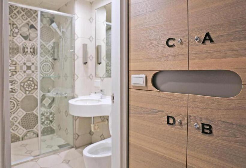 Кровать в Общей Комнате, Kiwi Share Hotel Zhongli