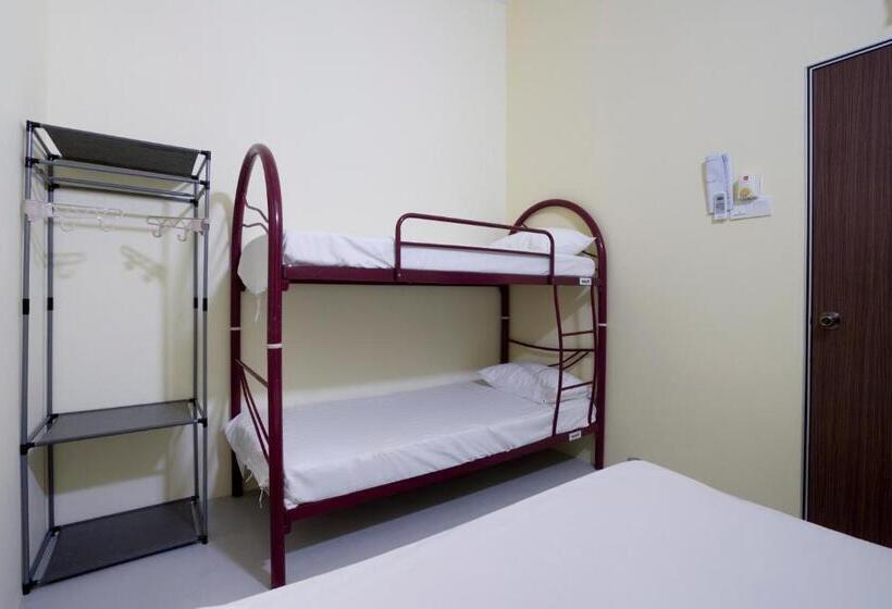 ルームシェアのワンベッド, Spot On 89753 So