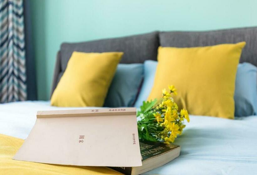 شقة غرفة واحدة, Xining Chengzhong·ancient City Wall