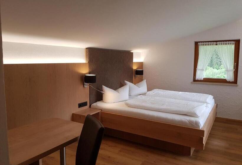 شقة غرفة نوم واحدة مزودة بشُرفة, Landhaus Almrausch