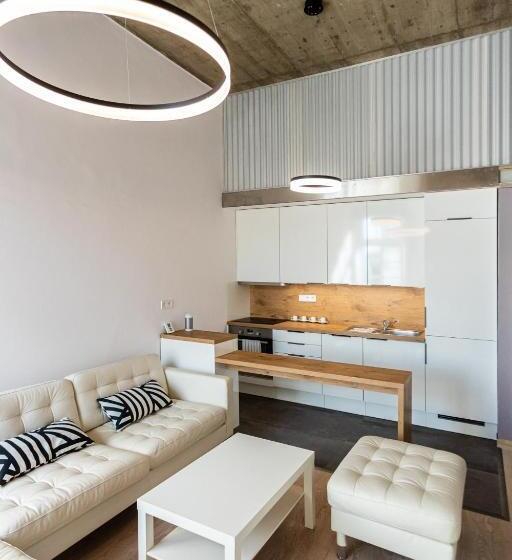 اتاق استاندارد, Entrez Apartments 4 City Centre