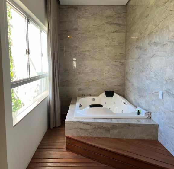 带大床的标准间, Pousada Viver Capitolio