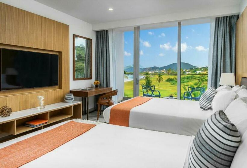 اتاق استاندارد با 2 تخت دوبل, Koi Resort Saint Kitts, Curio Collection By Hilton
