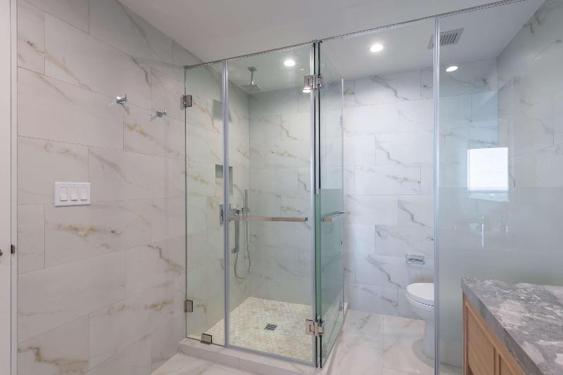 اتاق استاندارد با تخت بزرگ, Koi Resort Saint Kitts, Curio Collection By Hilton