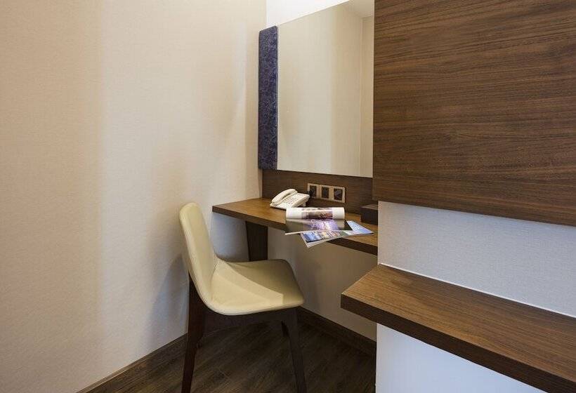 اتاق سوپریور, Vesna Hotel Nha Trang