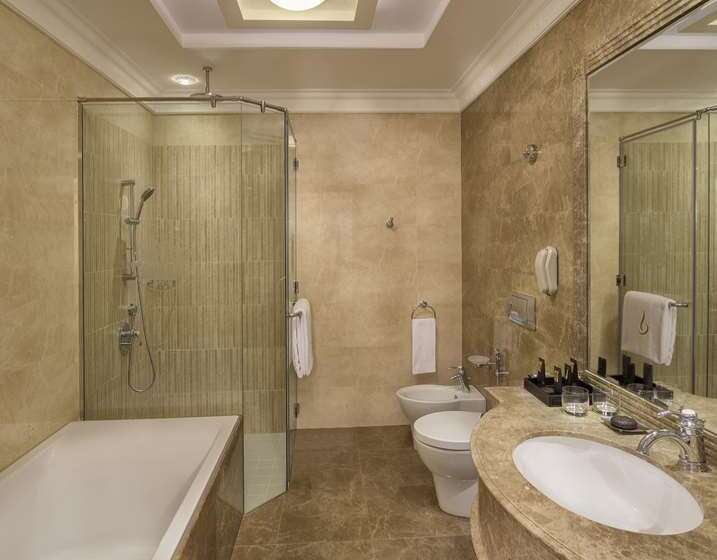 Семейный Номер, Boeira Garden Hotel Porto Gaia, Curio Collection By Hilton