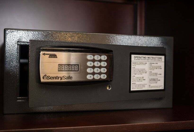 غرفه قياسيه سريرين مزدوجين, Stage Coach Lodge