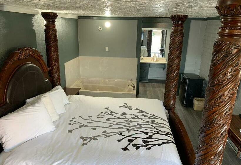 스위트 킹사이즈 침대, Stratford Inn Tyler